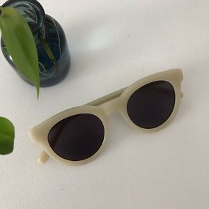 Madewell Halliday Sunglasses (Cream)